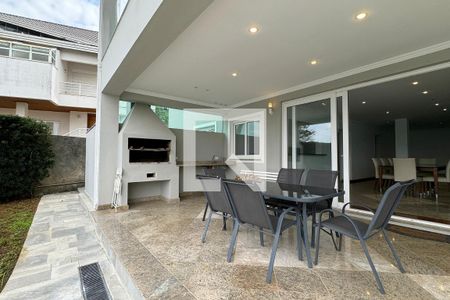 Casa de condomínio à venda com 1250m², 6 quartos e 5 vagasChurrasqueira