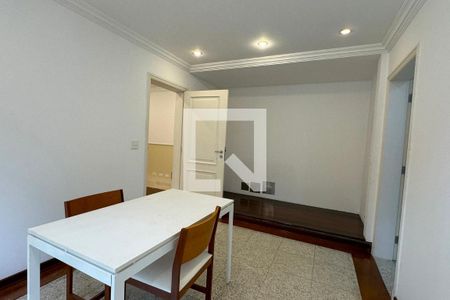 Casa de condomínio à venda com 1250m², 6 quartos e 5 vagasCopa