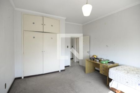 Casa à venda com 343m², 3 quartos e 3 vagasQuarto 2