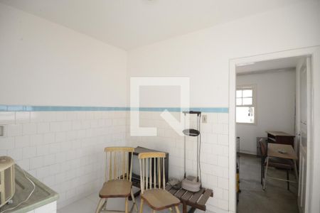 Casa à venda com 343m², 3 quartos e 3 vagasCozinha 2