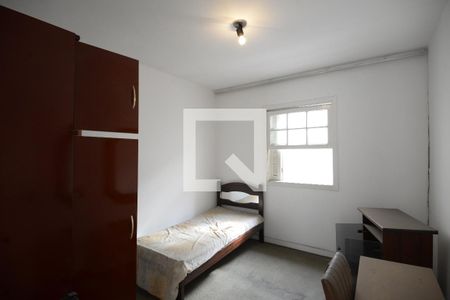 Casa à venda com 343m², 3 quartos e 3 vagasQuarto fundos