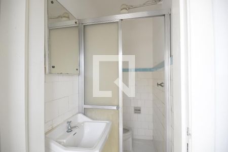 Casa à venda com 343m², 3 quartos e 3 vagasBanheiro Fundos