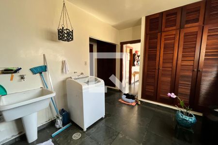 Casa para alugar com 350m², 4 quartos e 3 vagasLavanderia