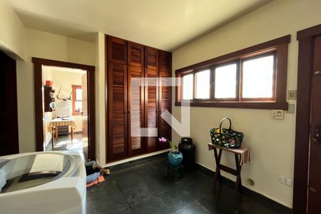 Casa para alugar com 350m², 4 quartos e 3 vagasLavanderia