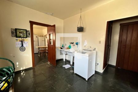 Casa para alugar com 350m², 4 quartos e 3 vagasLavanderia