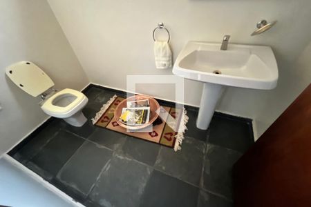 Casa para alugar com 350m², 4 quartos e 3 vagasLavabo