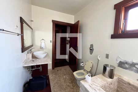 Casa para alugar com 350m², 4 quartos e 3 vagasBanheiro da Suíte 1