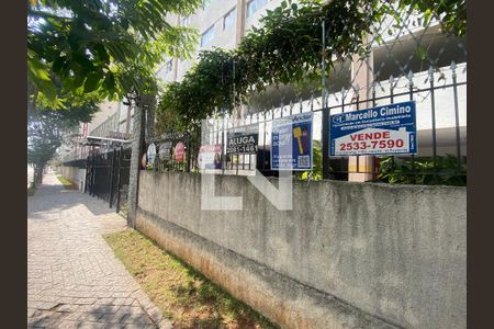 Apartamento para alugar com 80m², 2 quartos e 1 vagaFachada