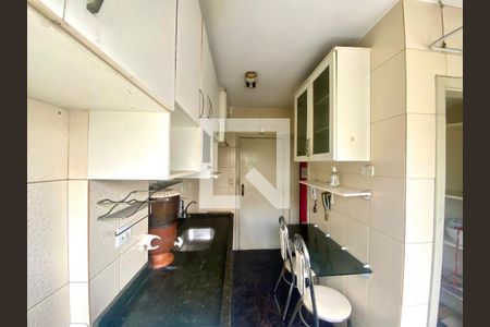 Apartamento para alugar com 80m², 2 quartos e 1 vagaCozinha