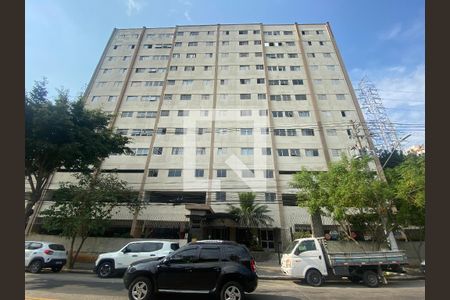 Apartamento para alugar com 80m², 2 quartos e 1 vagaFachada