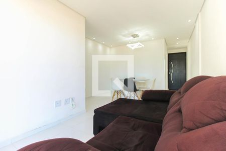 Sala de apartamento à venda com 3 quartos, 70m² em Vila Carmosina, São Paulo