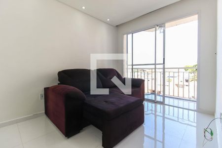 Sala de apartamento à venda com 3 quartos, 70m² em Vila Carmosina, São Paulo