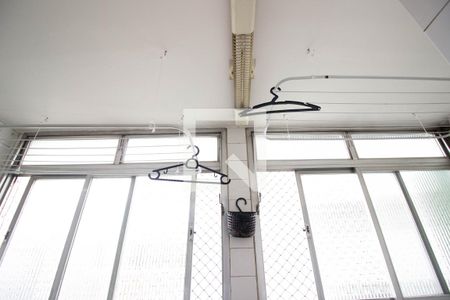 Apartamento à venda com 97m², 3 quartos e 1 vagaÁrea de serviço