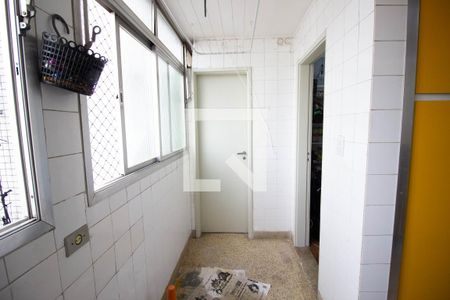 Apartamento à venda com 97m², 3 quartos e 1 vagaÁrea de serviço