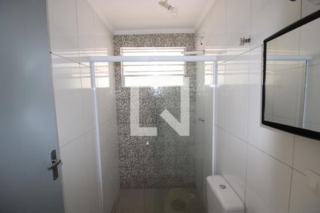 Banheiro de casa para alugar com 2 quartos, 50m² em Lauzane Paulista, São Paulo