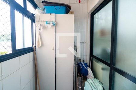 Apartamento à venda com 74m², 3 quartos e 2 vagasÁrea de Serviço