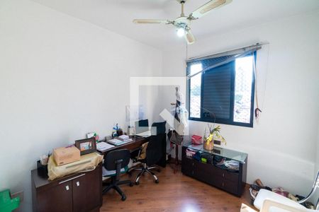 Apartamento à venda com 74m², 3 quartos e 2 vagasQuarto 2