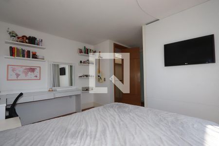 Casa à venda com 380m², 3 quartos e 6 vagasSuíte 3