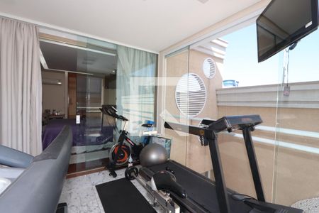 Casa à venda com 380m², 3 quartos e 6 vagasAcademia da Suíte Master