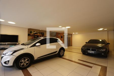 Casa à venda com 380m², 3 quartos e 6 vagasGaragem