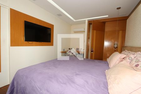 Casa à venda com 380m², 3 quartos e 6 vagasSuíte Master