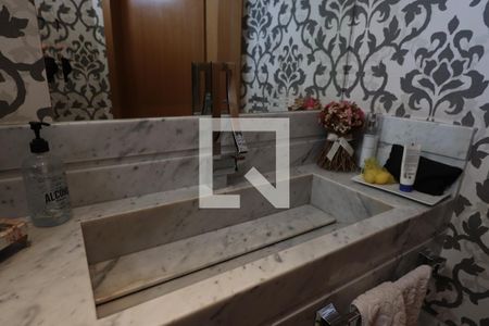 Casa à venda com 380m², 3 quartos e 6 vagasLavabo