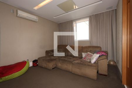 Casa à venda com 380m², 3 quartos e 6 vagasSala de TV