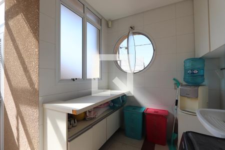 Casa à venda com 380m², 3 quartos e 6 vagasLavanderia