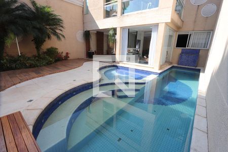 Casa à venda com 380m², 3 quartos e 6 vagasÁrea de Lazer