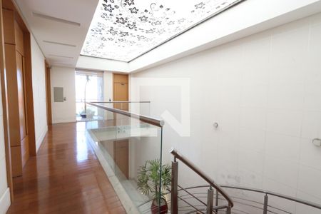 Casa à venda com 380m², 3 quartos e 6 vagasHall das Suítes