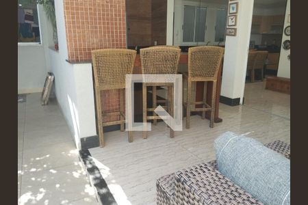 Casa de condomínio à venda com 307m², 4 quartos e 8 vagas Casa de condomínio à venda com 307m², 4 quartos e 8 vagasÁrea gourmet