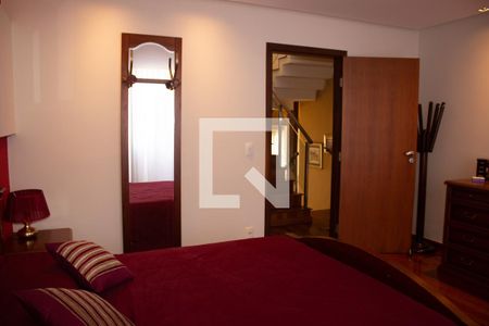 Casa de condomínio à venda com 307m², 4 quartos e 8 vagas Casa de condomínio à venda com 307m², 4 quartos e 8 vagasSuíte 4