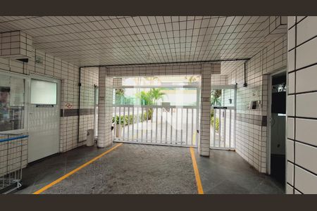 Studio para alugar com 30m², 1 quarto e sem vagaPortão de entrada