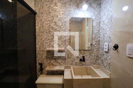 Apartamento para alugar com 90m², 3 quartos e 2 vagas Apartamento para alugar com 90m², 3 quartos e 2 vagasBanheiro Social