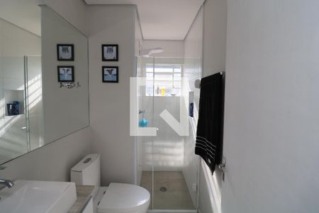 Casa à venda com 121m², 3 quartos e 2 vagasBanheiro 2