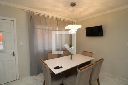 Casa à venda com 121m², 3 quartos e 2 vagasSala de Jantar