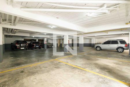 Apartamento à venda com 87m², 3 quartos e 2 vagas Apartamento à venda com 87m², 3 quartos e 2 vagasÁrea comum - Garagem