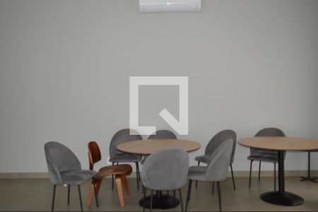 Apartamento à venda com 33m², 1 quarto e sem vagaÁrea comum - Salão de festas