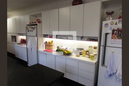 Casa para alugar com 962m², 7 quartos e 10 vagasCozinha