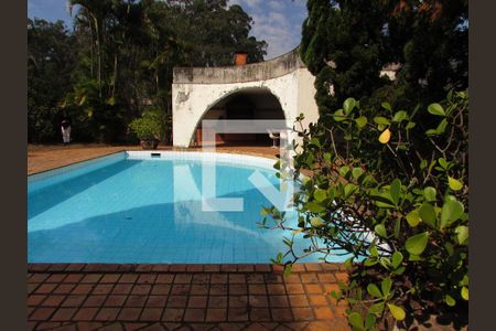 Casa para alugar com 962m², 7 quartos e 10 vagasÁrea comum - Piscina