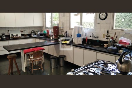 Casa para alugar com 962m², 7 quartos e 10 vagasCozinha