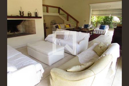 Casa para alugar com 962m², 7 quartos e 10 vagasSala