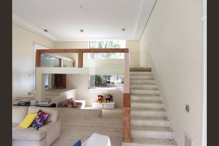 Casa para alugar com 962m², 7 quartos e 10 vagasSala