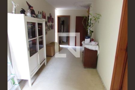 Casa para alugar com 962m², 7 quartos e 10 vagasCorredor