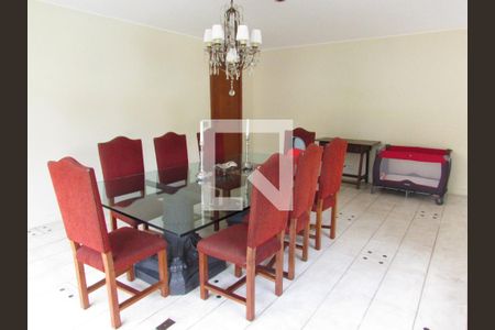 Casa para alugar com 962m², 7 quartos e 10 vagasSala