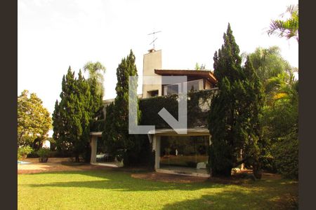 Casa para alugar com 962m², 7 quartos e 10 vagasFachada