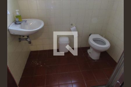 Casa para alugar com 962m², 7 quartos e 10 vagasBanheiro de serviço