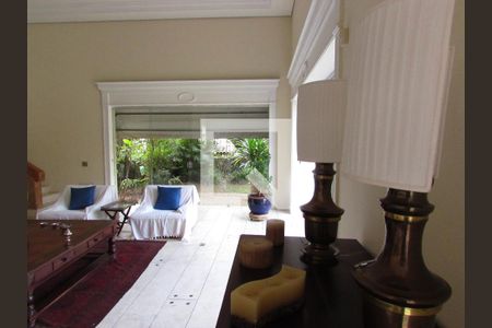 Casa para alugar com 962m², 7 quartos e 10 vagasSala