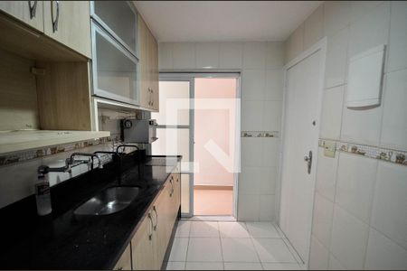 Apartamento para alugar com 89m², 2 quartos e 1 vaga Apartamento para alugar com 89m², 2 quartos e 1 vagaCozinha