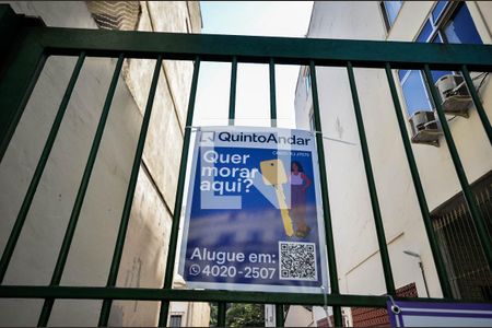 Apartamento para alugar com 89m², 2 quartos e 1 vaga Apartamento para alugar com 89m², 2 quartos e 1 vagaFachada